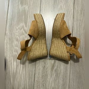 Women Wedges Size 8.5​​​